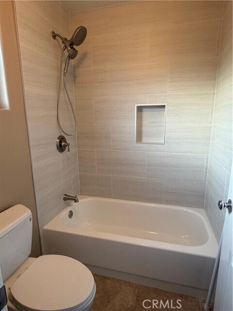 Building Photo - 14 Calella