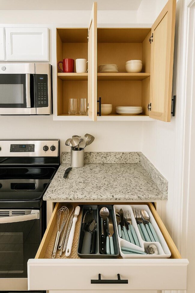 Building Photo - 2205 12th St NW