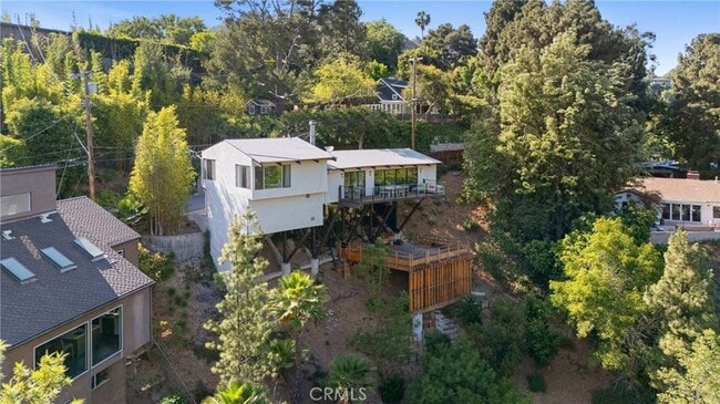 Building Photo - 2522 Zorada Dr