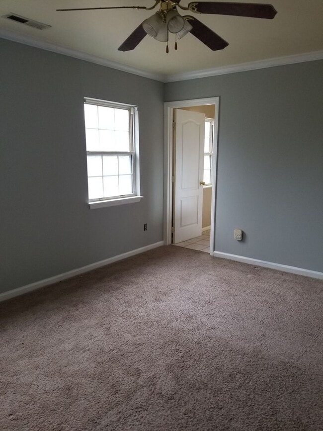 Building Photo - 3 Bedroom Single Family Home in Knightdale