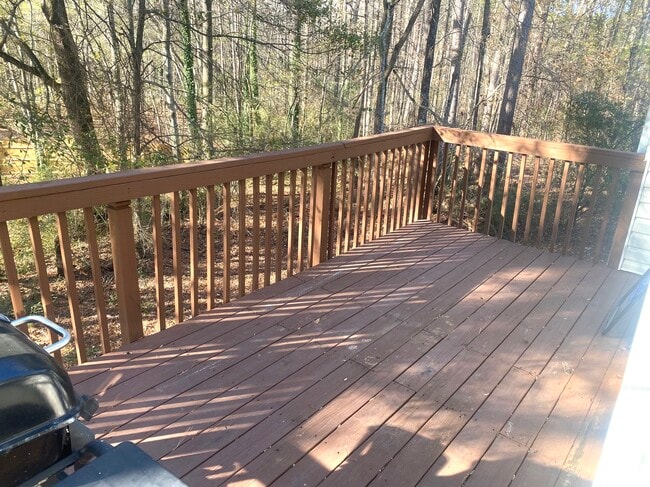 Building Photo - 1945 Grayson Oaks Ct