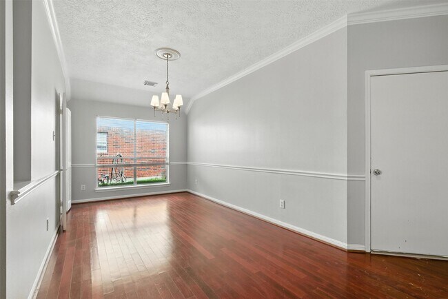 Building Photo - 5307 Oak Falls Dr