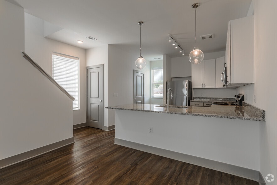 Marigold - 2 Bedroom Townhome - 1,324 Sq Ft - Parkview Apartments