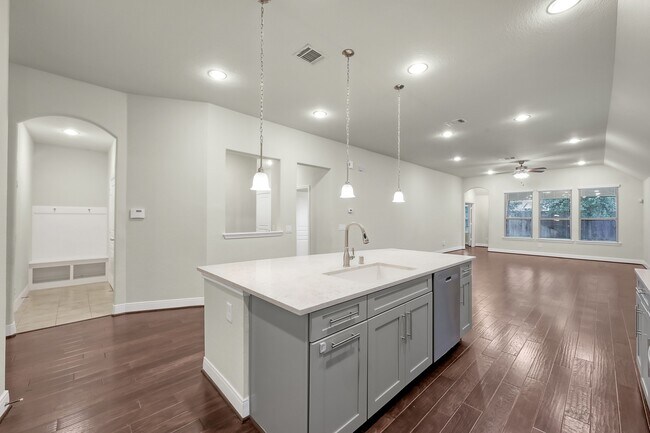 Building Photo - 126 Pioneer Canyon Pl