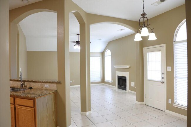 Building Photo - 3518 Stacy Park Cir