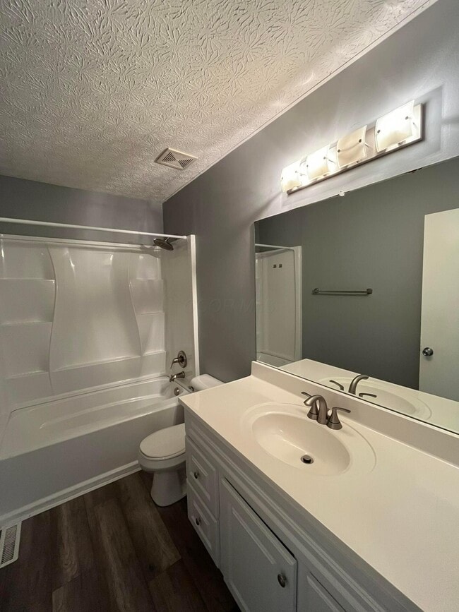 Building Photo - 208 Caswell Dr