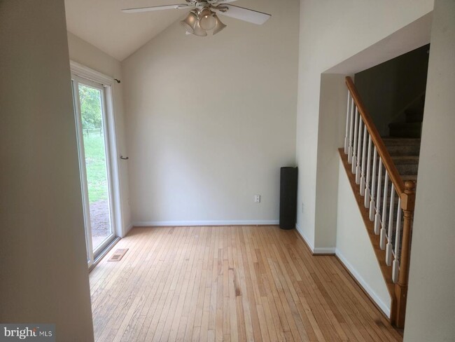 Building Photo - 1507 Easton Rd