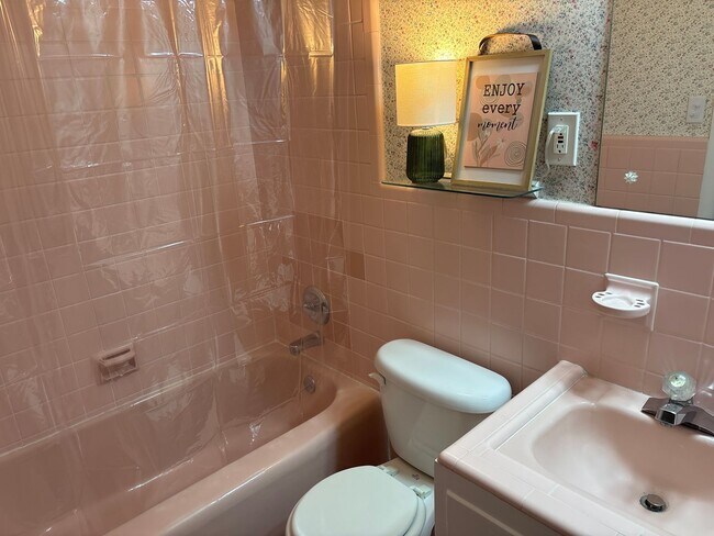 Building Photo - Seeing is believing!