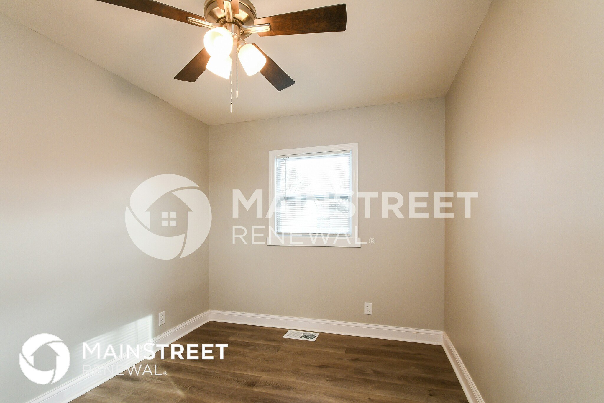 Building Photo - 4917 Barlow Dr