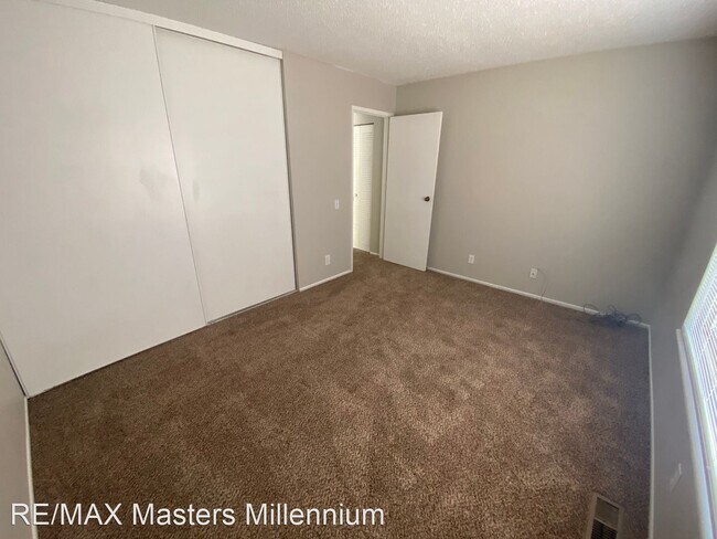 Building Photo - 3 br, 2 bath House - 3562 S Kittredge St #A