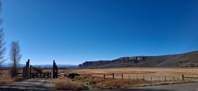 Building Photo - Winter Rental