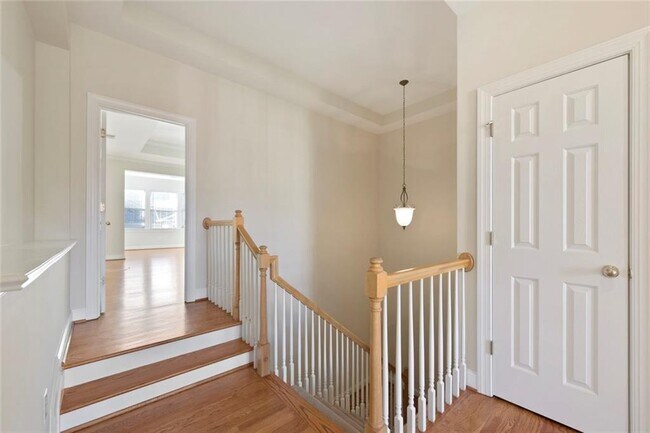 Building Photo - 5826 Riverstone Cir