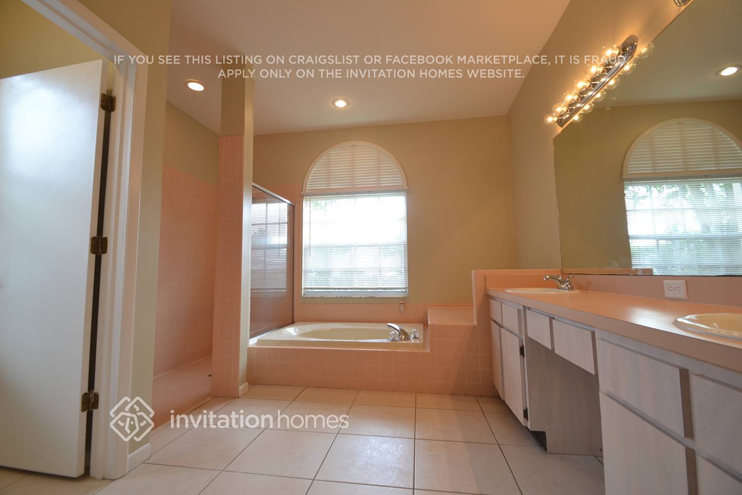Building Photo - 5472 Worthington Loop