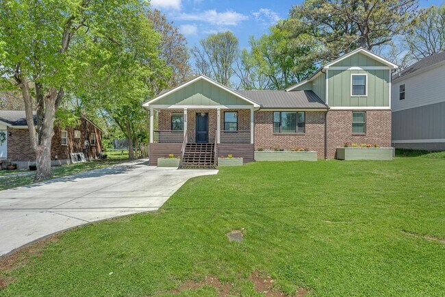 Building Photo - 6416 Edsel Dr