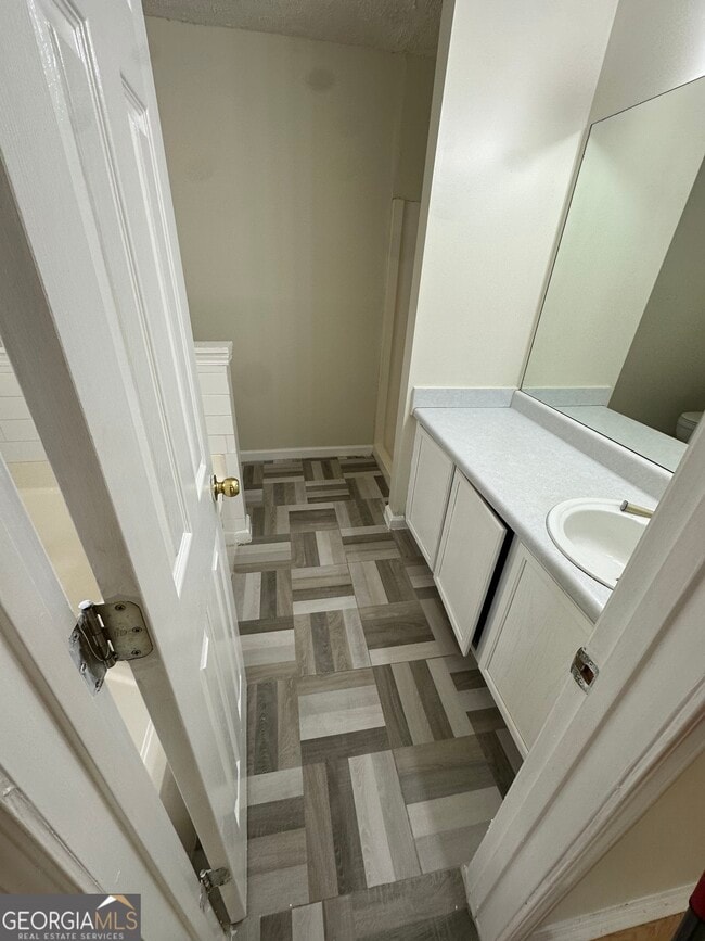 Building Photo - 465 Eagles Crossing Cir