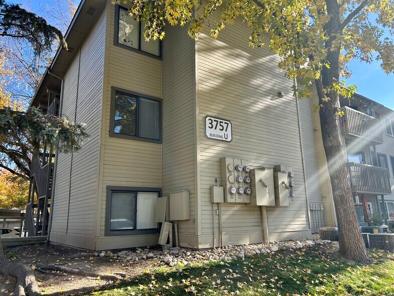 Building Photo - 3757 S Gekeler Ln