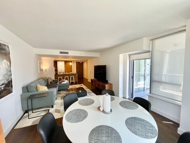 Building Photo - Luxurious Condo at Madrone w/Bay, City Views, Balcony, Pool, Parking, Storage -FULLY FURNISHED OP...