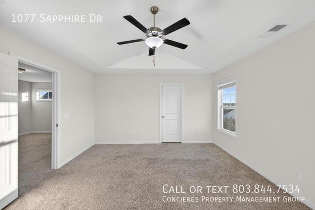 Building Photo - 1077 Sapphire Dr