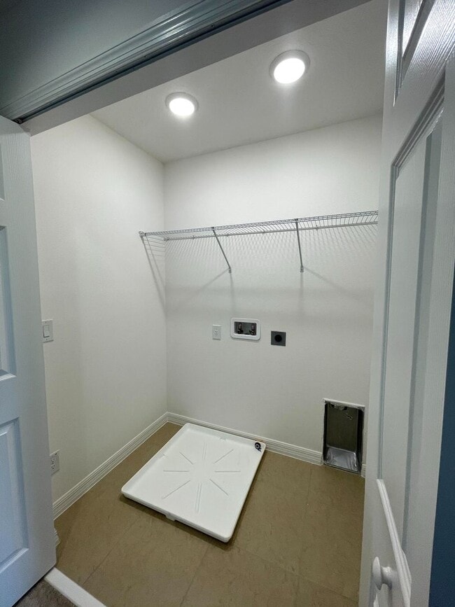 Building Photo - Williams Preserve-Townhouse-410 Annabelle ...