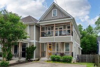 Building Photo - Amazing East Nashville Townhome