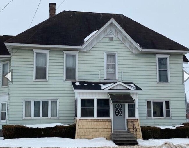Building Photo - 141 Church St