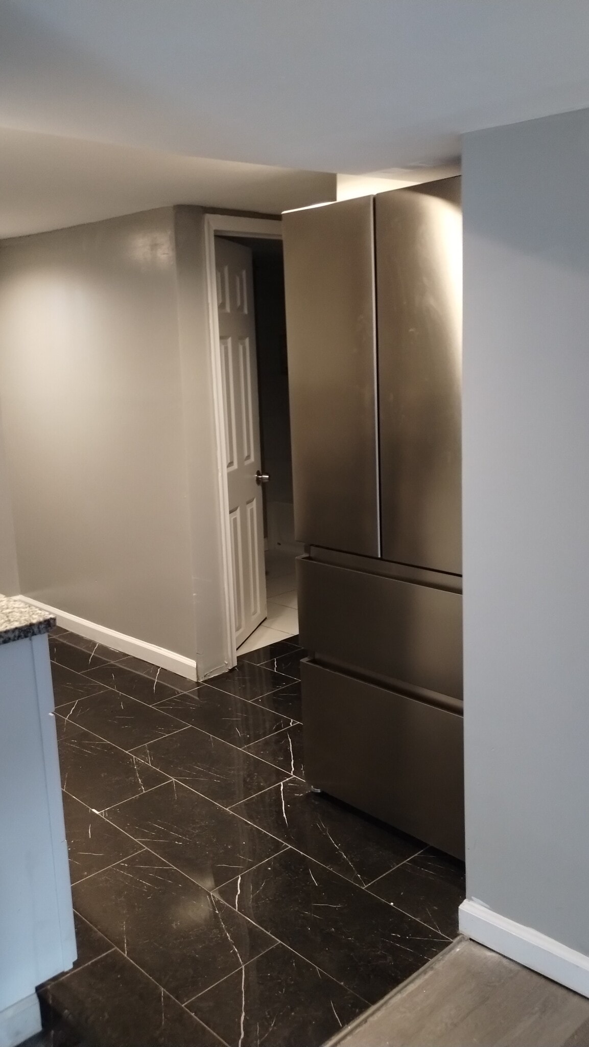 Building Photo - 3107 Evergreen Ave