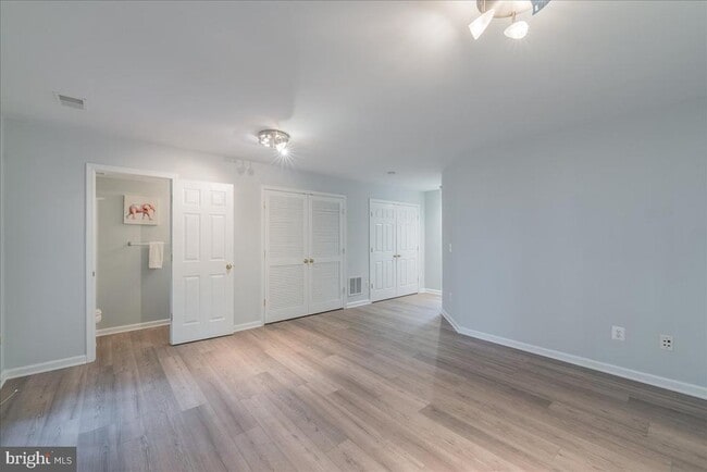 Building Photo - 11425 Abner Ave