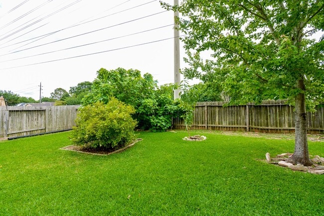 Building Photo - 2314 Bent River Dr
