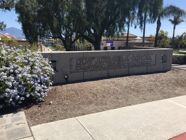 Schools nearby - 45 Tulare Dr