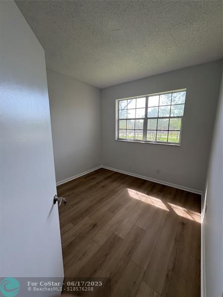 Building Photo - 661 Cypress Lake Blvd