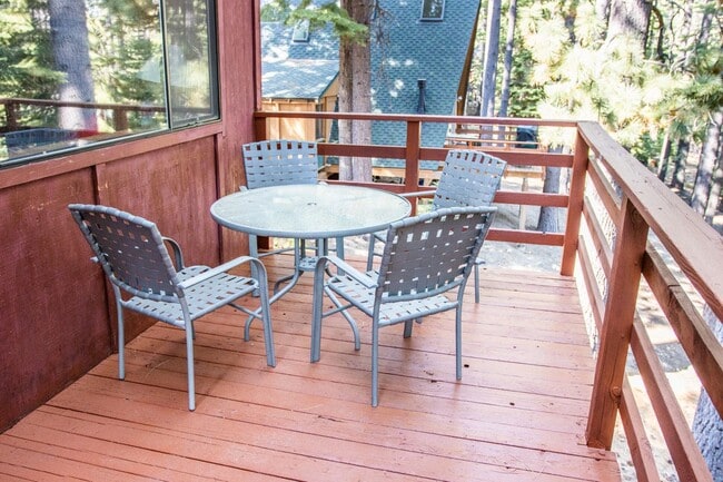 Building Photo - Lovely, quiet neighborhood off North Upper Truckee in S. Lake Tahoe