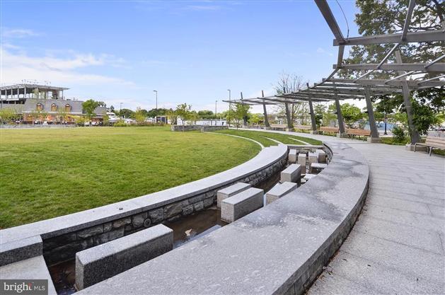 Building Photo - 800 4th St SW