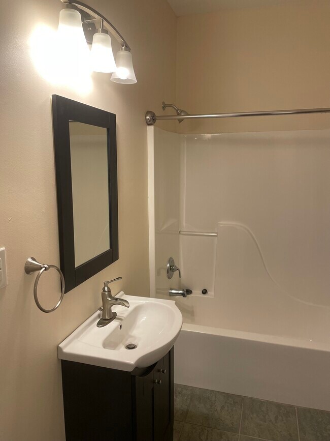 Building Photo - 6833 Corto Rd