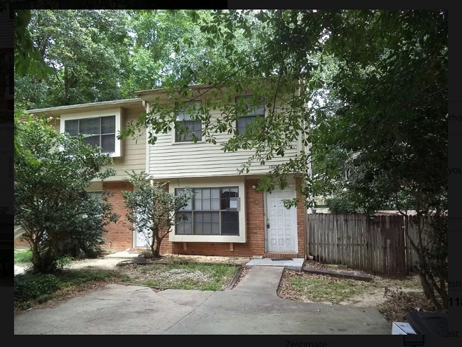Primary Photo - 1029 Sutor Rd