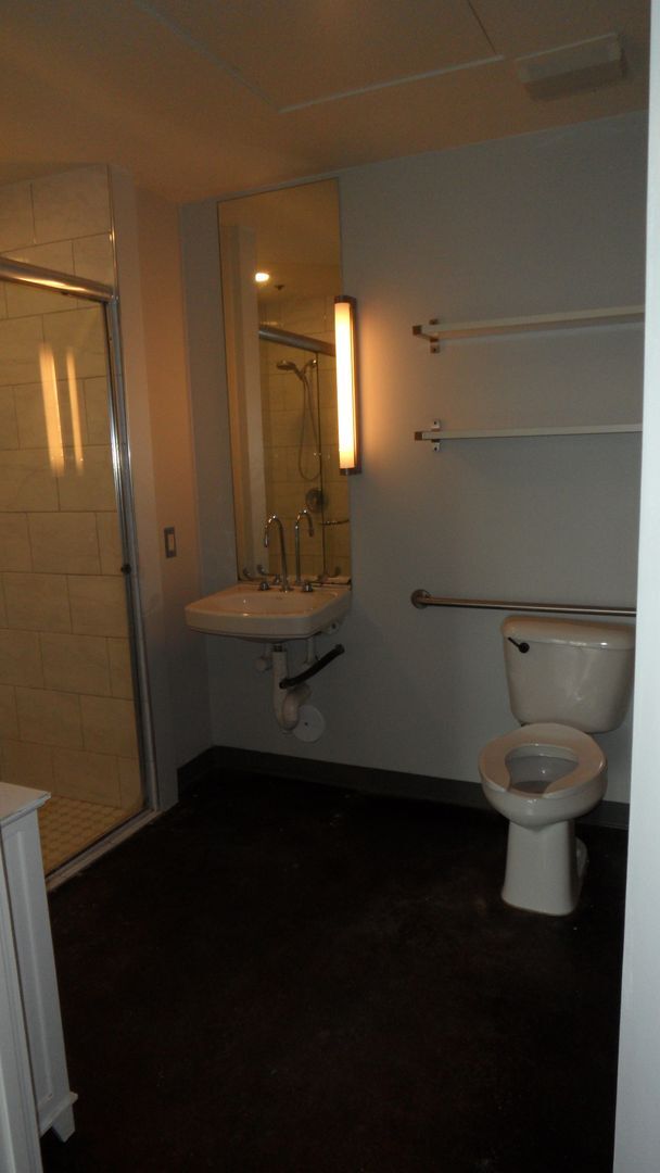 Building Photo - Office Space Living 2 BR 2.5 BA Attached 2 Car Garage