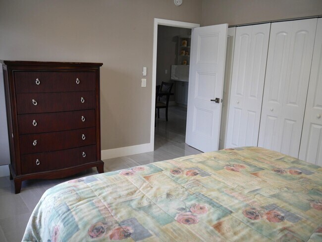 Building Photo - 15652 Bottlebrush Cir