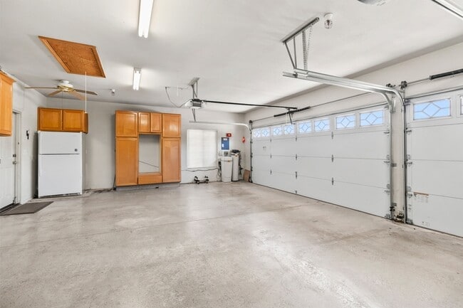 Building Photo - 15543 Vista Vicente Dr