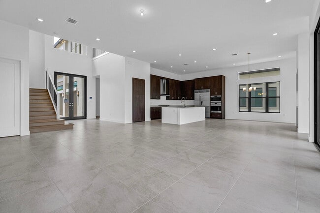 Building Photo - 9523 Riverside Pk Dr