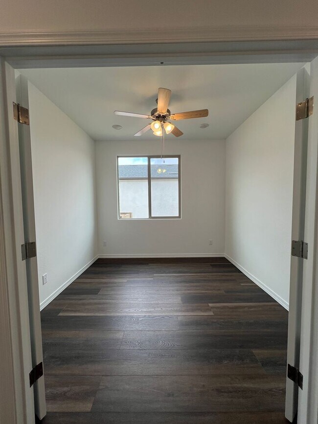 Building Photo - Brand New Home In Pronghorn Ranch!