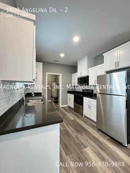 Building Photo - 1808 Angelina Dr