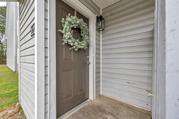 Building Photo - 801 Burcale Rd