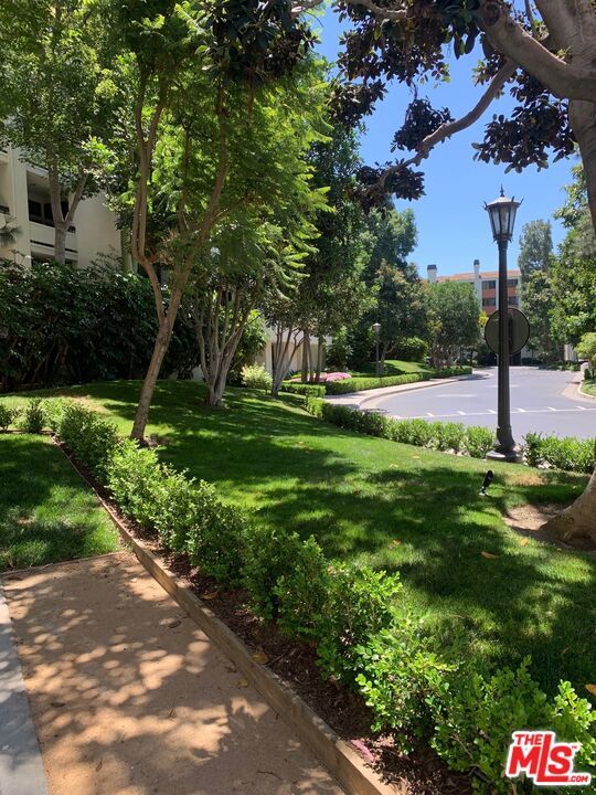 Building Photo - 2122 Century Park Ln