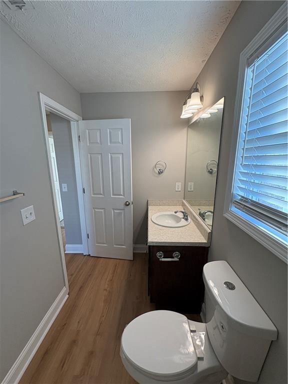 Building Photo - 933 Kendall Park Dr