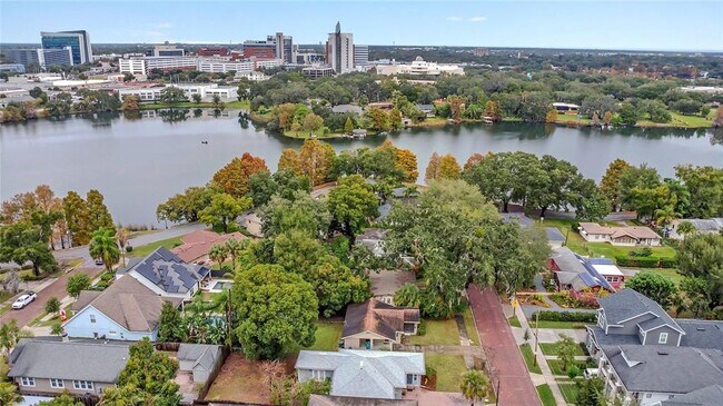 Building Photo - 1700 Ferris Ave