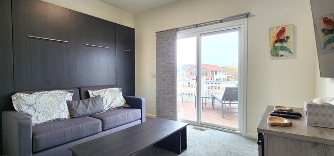 Building Photo - 3238 Dock Ct