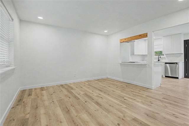 Building Photo - 502 Rogers Way