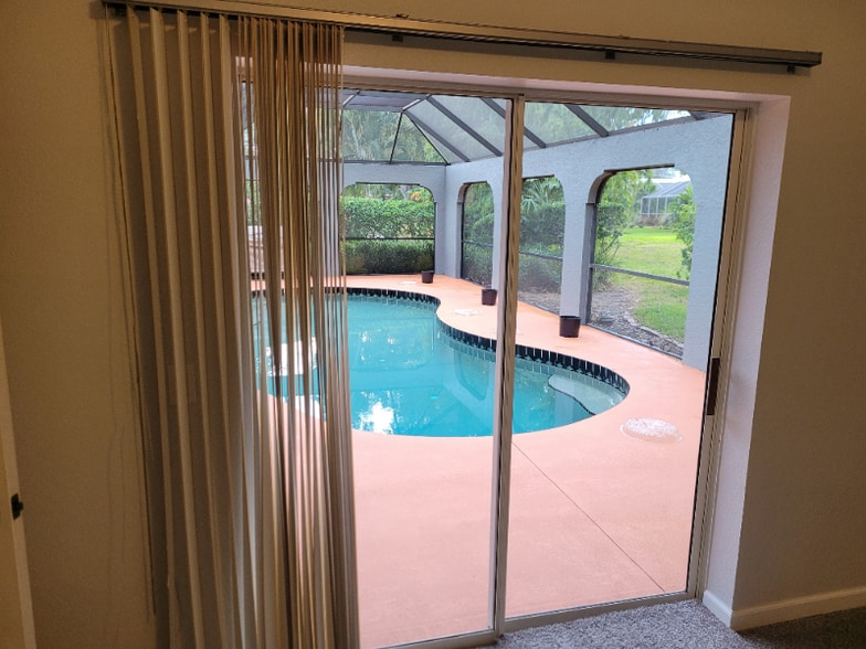 Building Photo - 536 Park Estates Square