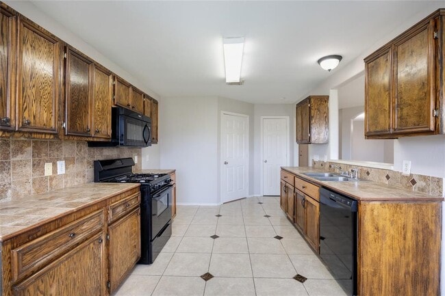 Building Photo - 3918 Ridge Canyon Rd