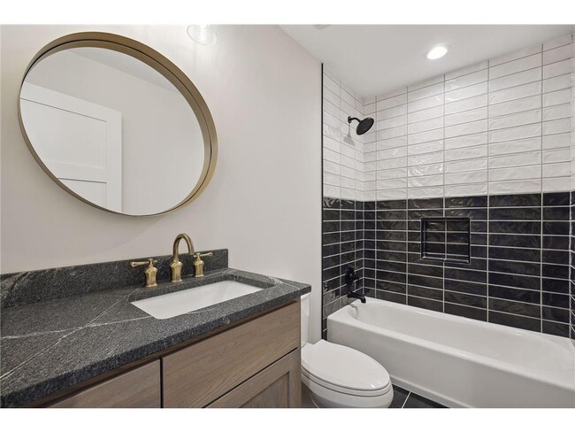 Building Photo - 21845 Byron Cir