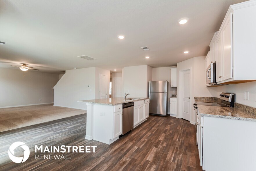 Building Photo - 449 Gusty Ln